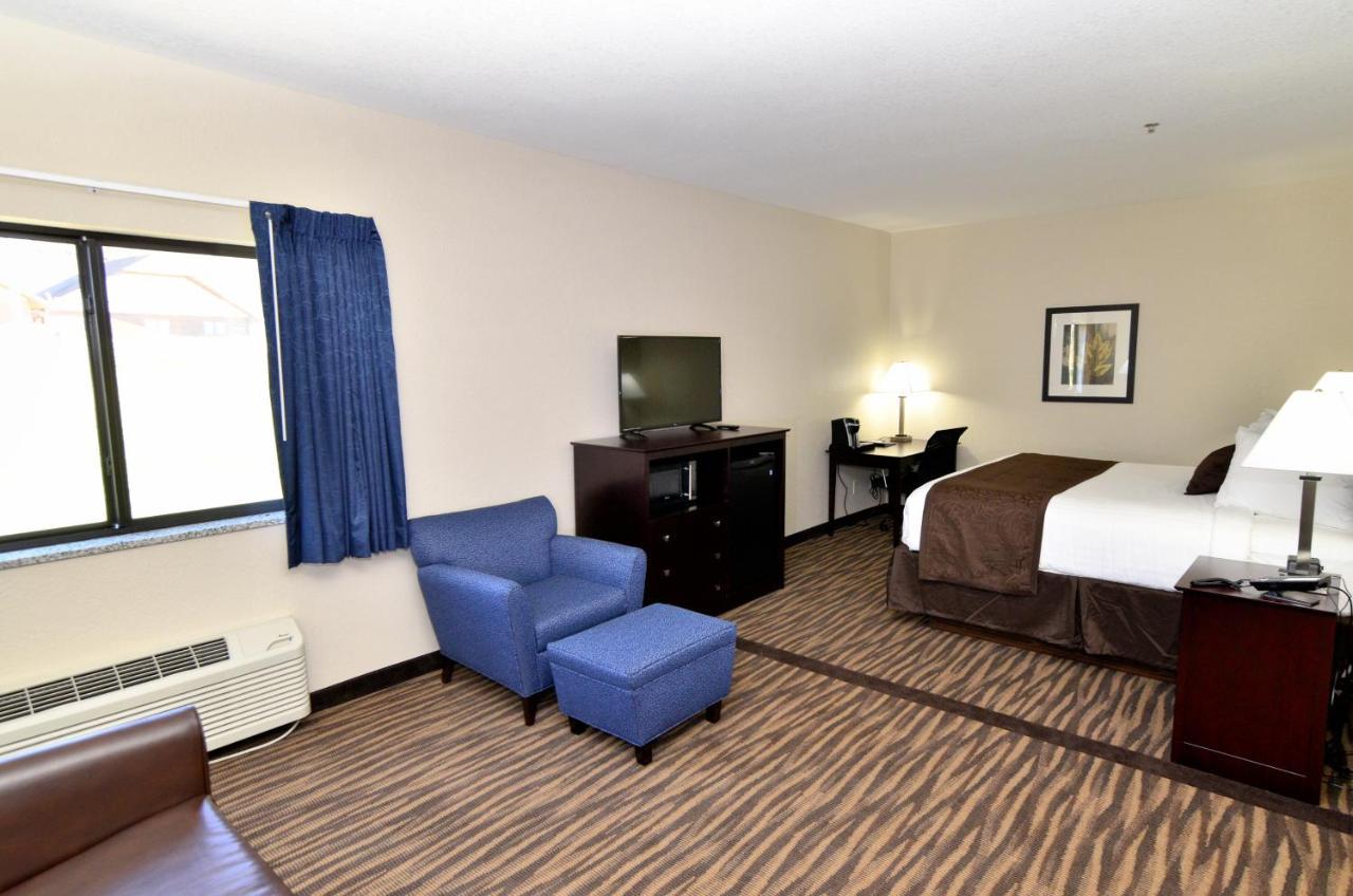 Cobblestone Inn & Suites - Manning Экстерьер фото