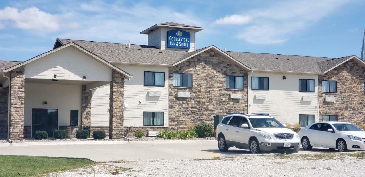 Cobblestone Inn & Suites - Manning Экстерьер фото